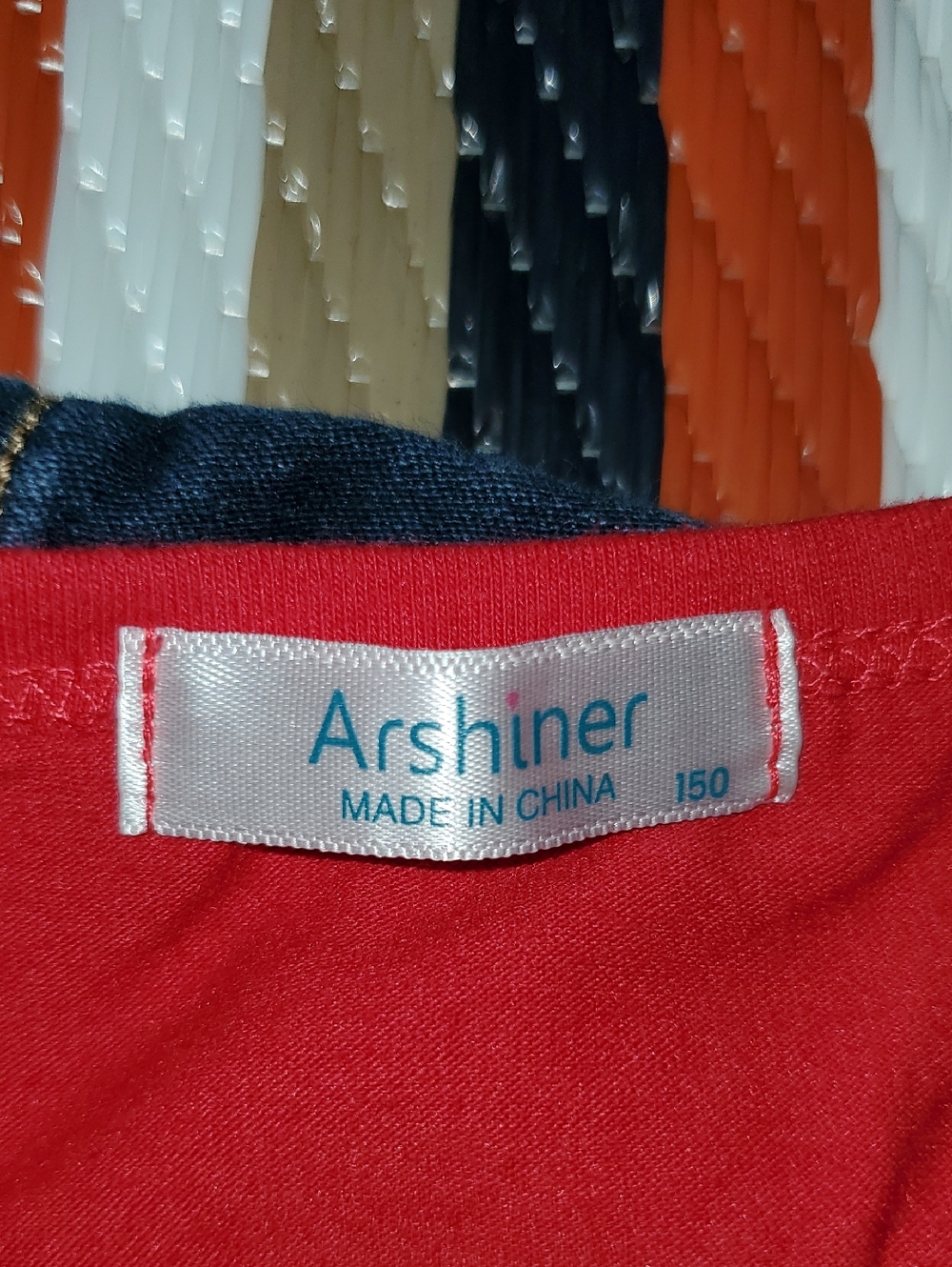 Arshiner Red Top with Blue Logo Tag